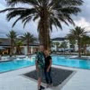 Meet your Posher, Renee